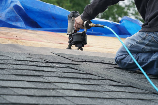 Best Commercial Roofing Services  in Oakfield, WI